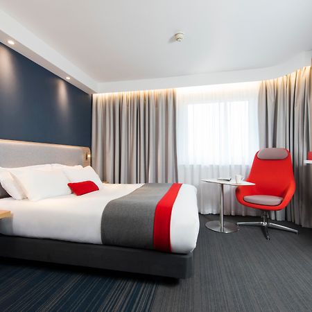 Holiday Inn Express - Exeter - City Centre By Ihg Exterior photo