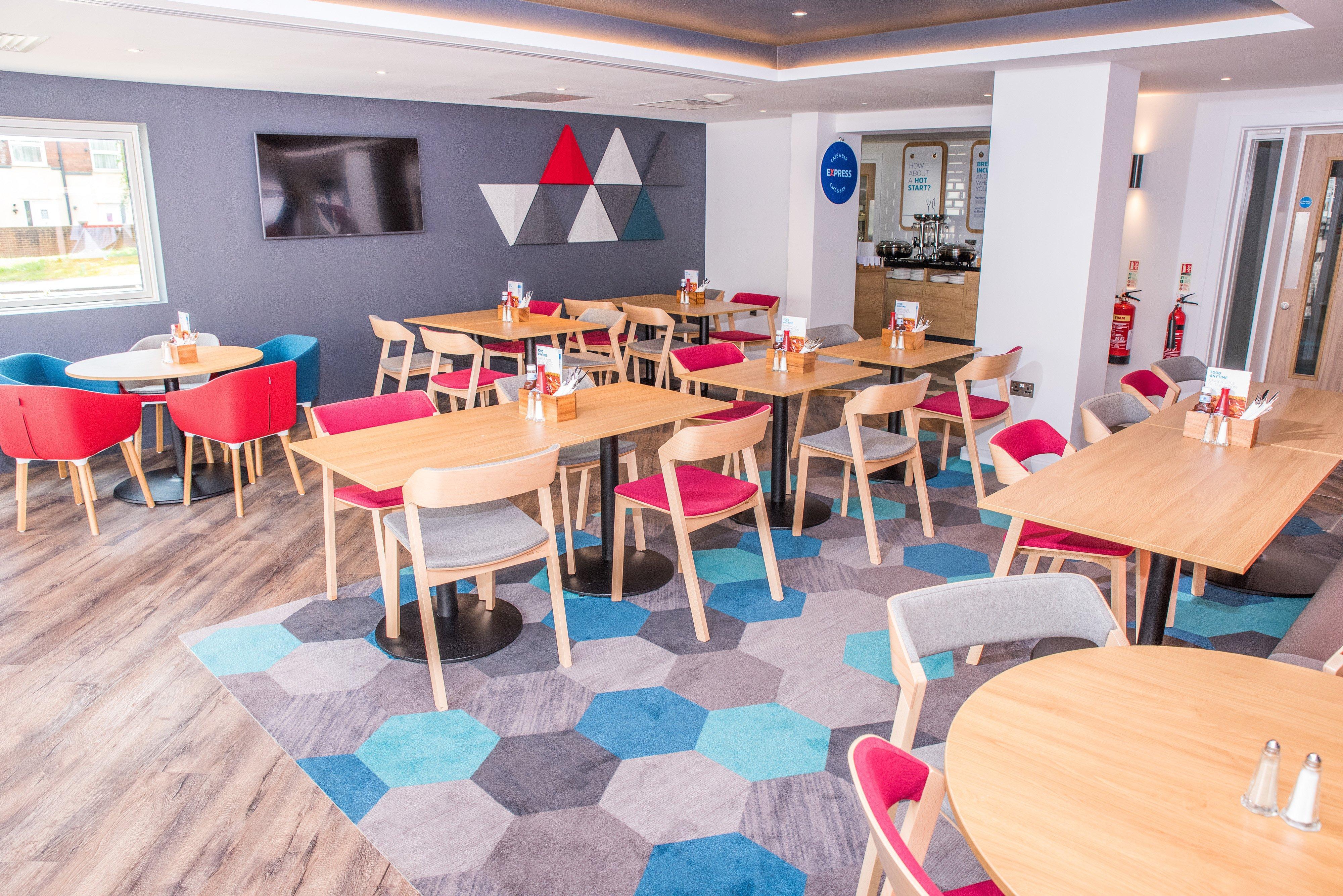 Holiday Inn Express - Exeter - City Centre By Ihg Exterior photo