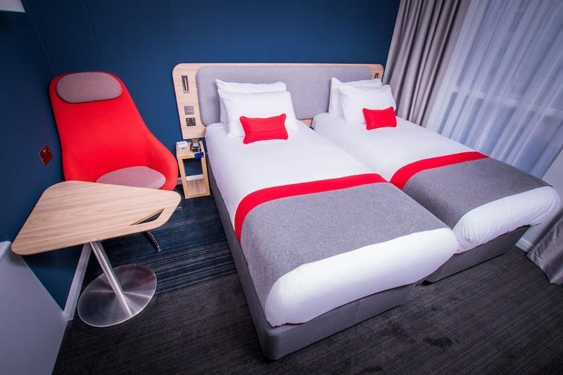 Holiday Inn Express - Exeter - City Centre By Ihg Exterior photo